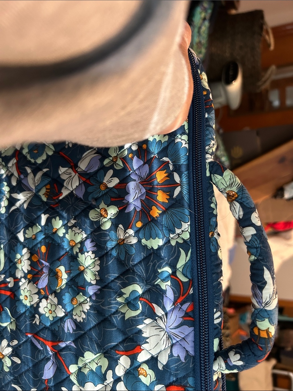 Vera Bradley Navy Floral Quilted Laptop Bag - Picture 3 of 7